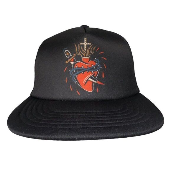 Queen Head Tattoo Apparel "Dagger Heart" Mesh Snapback Trucker Hat OS - Picture 1 of 7